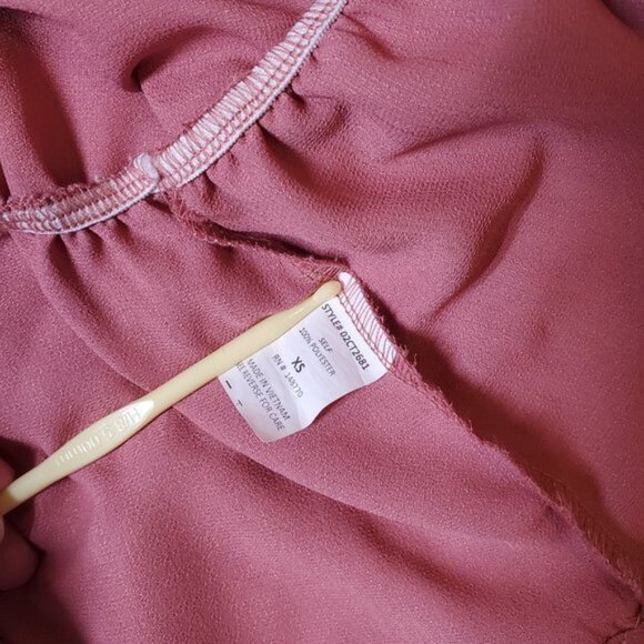 Sienna Sky Dusty Rose Peplum Blouse XS – V-Neck Short Sleeve Top - Picture 5 of 8